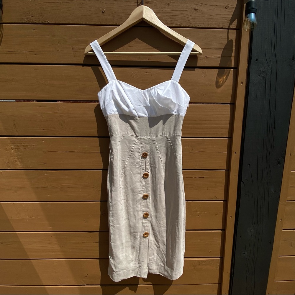 Diane Von Furstenberg white and beige cocktail dress with bamboo buttons
